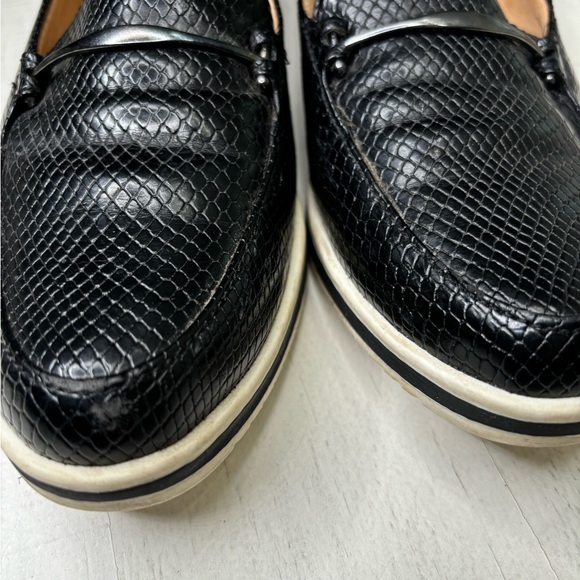 Naturalizer Ranger Loafer Flats Black Front Metal Detail Sz 7.5 M - Picture 6 of 11